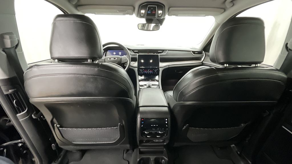 Thumbnail: 2022 Jeep Grand Cherokee L - 9