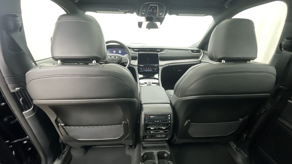 Thumbnail: 2025 Jeep Grand Cherokee L - 21