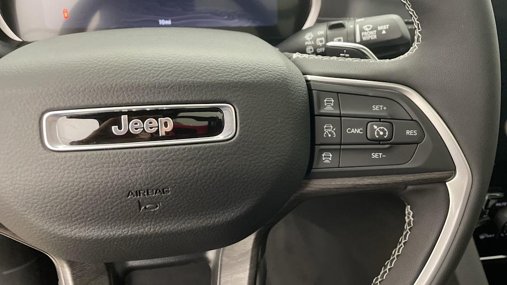 Thumbnail: 2025 Jeep Grand Cherokee L - 28