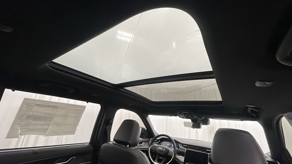 Thumbnail: 2025 Jeep Grand Cherokee L - 25