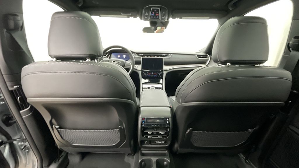 Thumbnail: 2025 Jeep Grand Cherokee L - 21