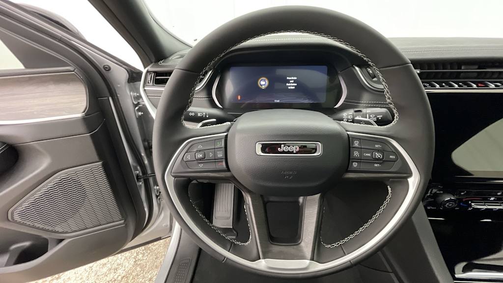 Thumbnail: 2025 Jeep Grand Cherokee L - 9