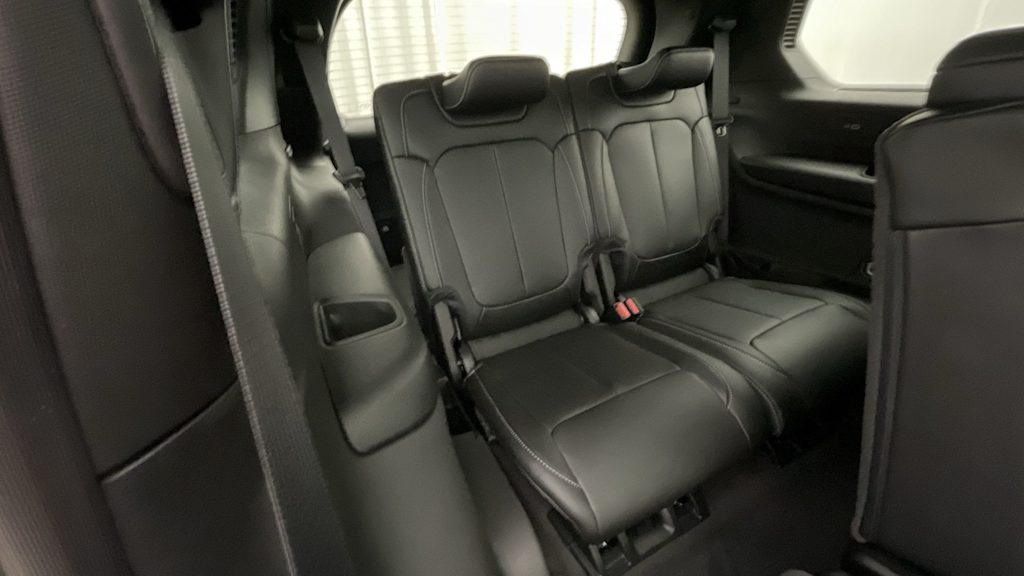 Thumbnail: 2026 Jeep Grand Cherokee L - 24