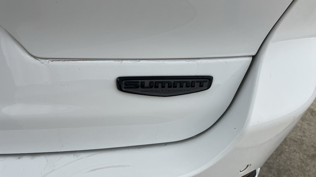 Thumbnail: 2024 Jeep Grand Cherokee L - 6