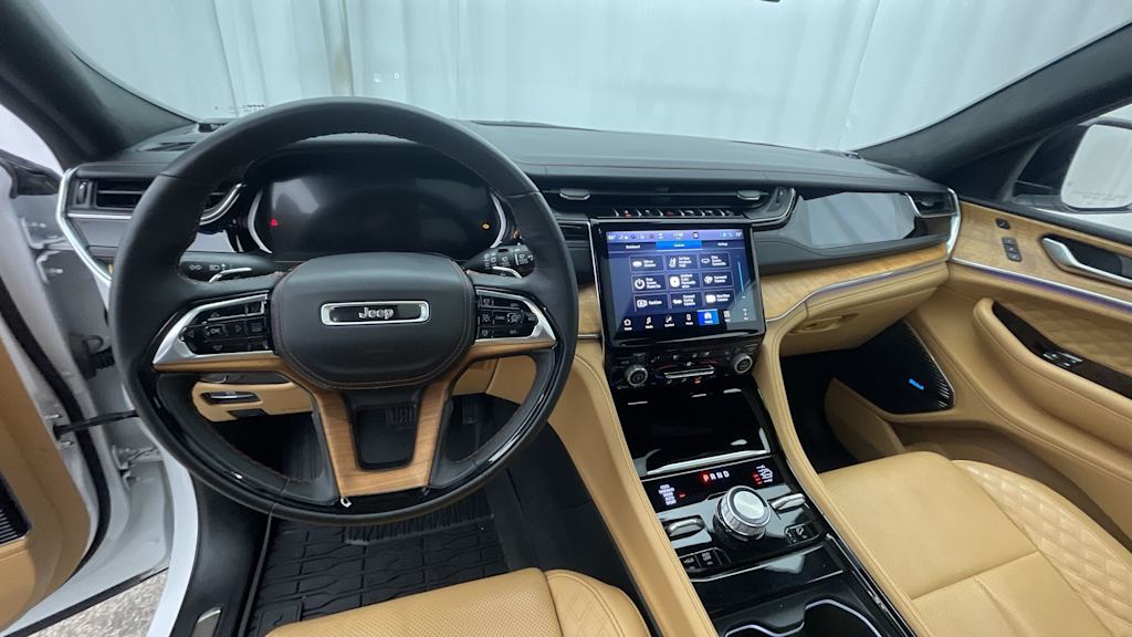 Thumbnail: 2024 Jeep Grand Cherokee L - 2