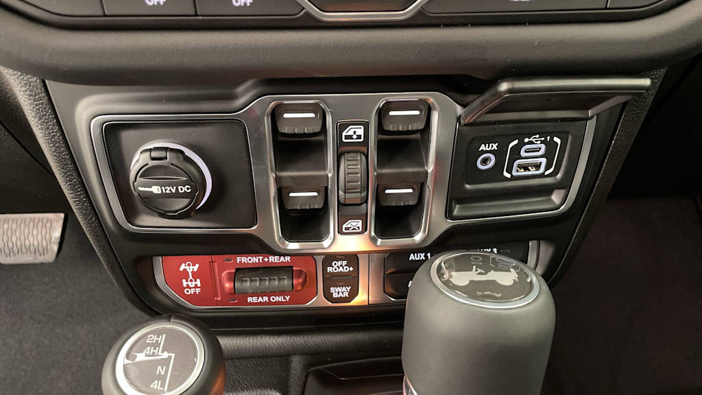 Thumbnail: 2026 Jeep Wrangler - 28