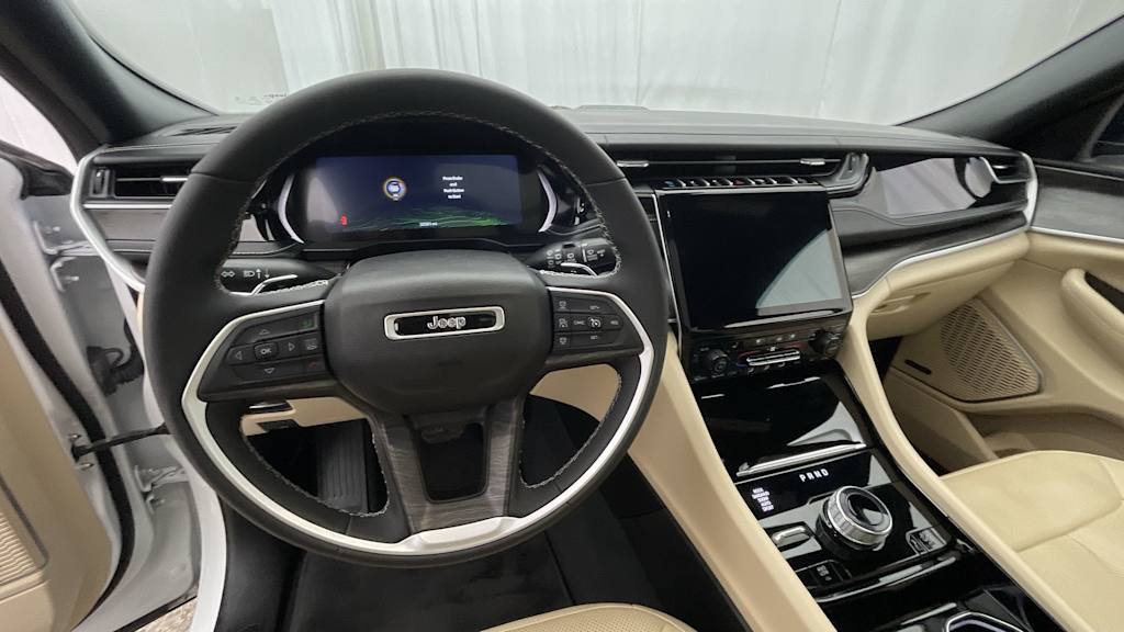 Thumbnail: 2022 Jeep Grand Cherokee - 2