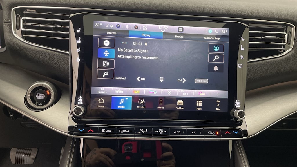 Thumbnail: 2025 Jeep Wagoneer - 29