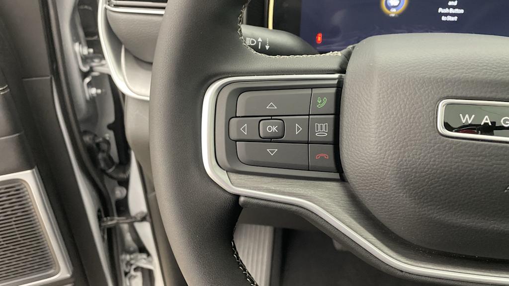 Thumbnail: 2025 Jeep Wagoneer - 25