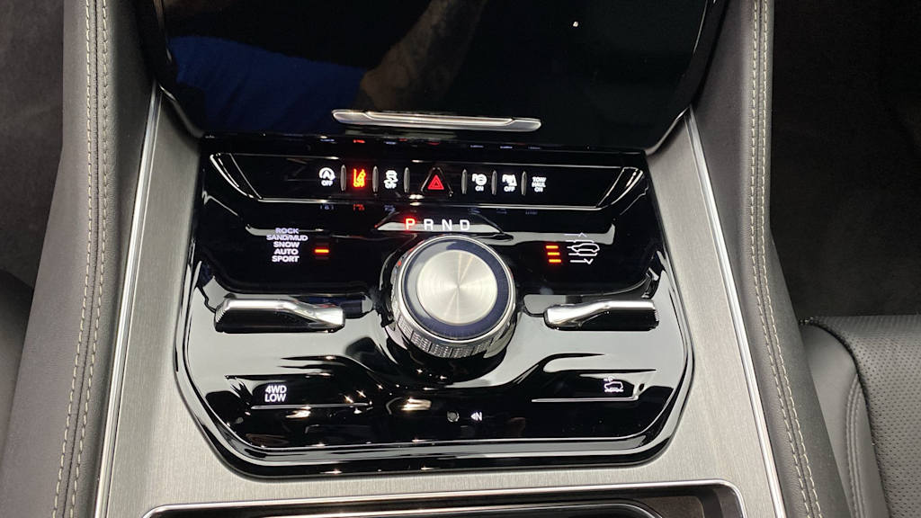 2024 Jeep Wagoneer Series II 15