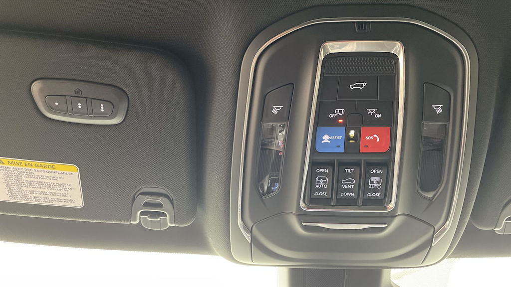 Thumbnail: 2025 Jeep Wagoneer - 34