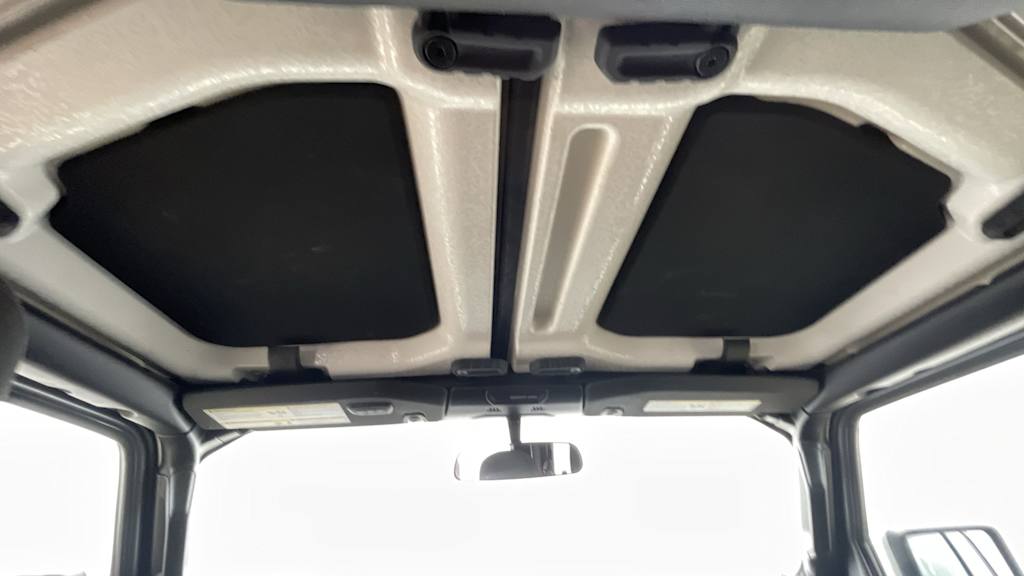 Thumbnail: 2020 Jeep Gladiator - 21