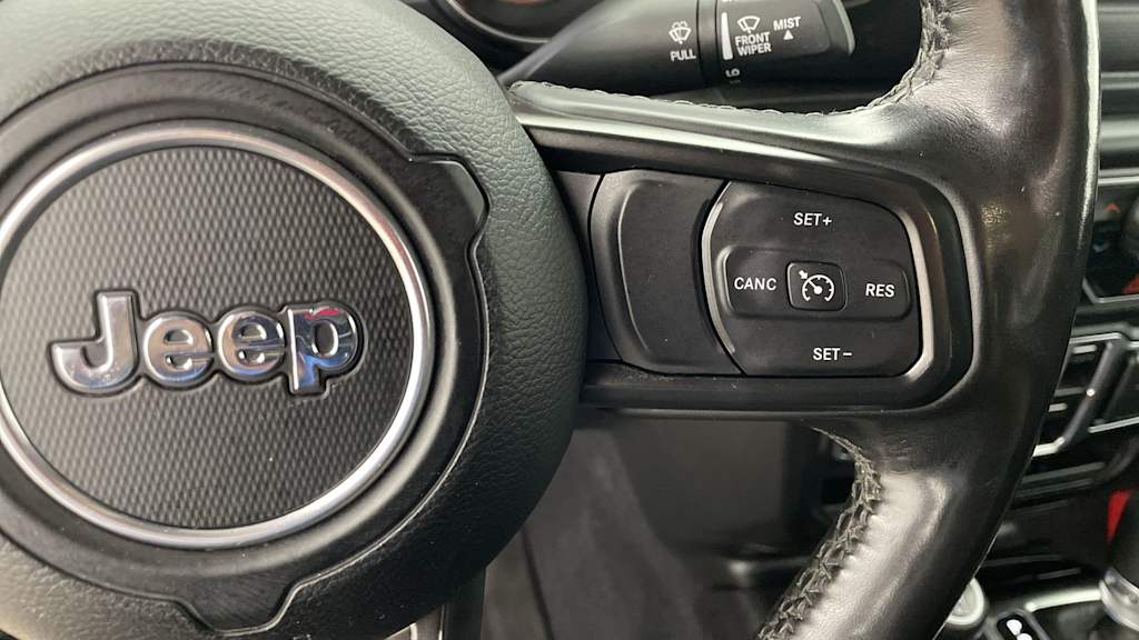 Thumbnail: 2020 Jeep Gladiator - 25