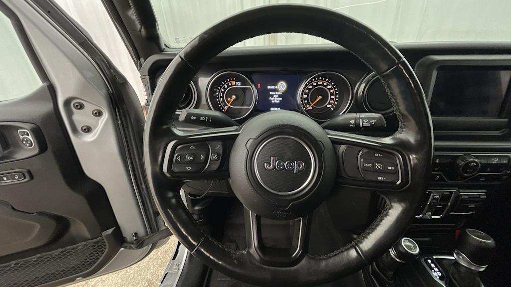 Thumbnail: 2020 Jeep Gladiator - 13