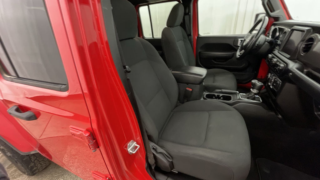 Thumbnail: 2023 Jeep Gladiator - 24