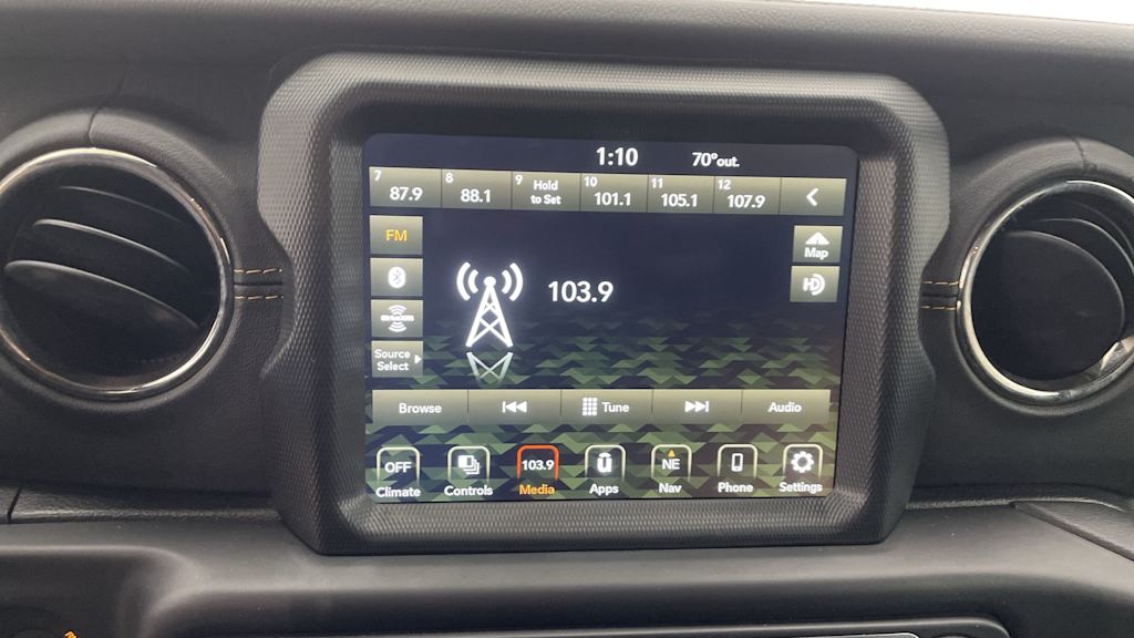 Thumbnail: 2023 Jeep Gladiator - 29