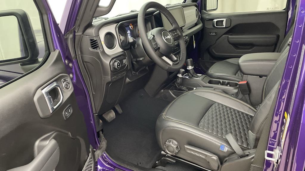 Thumbnail: 2026 Jeep Gladiator - 10