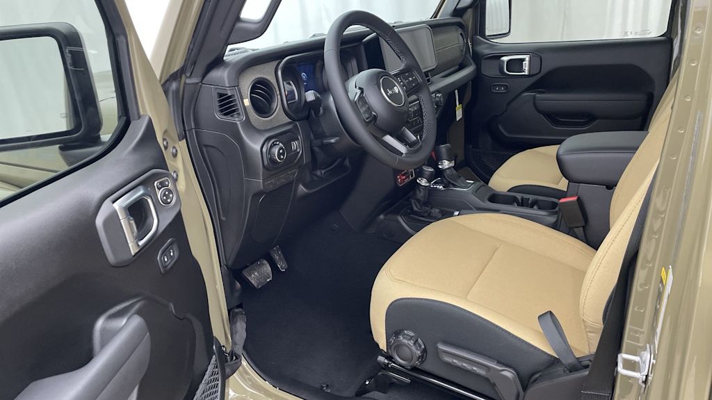 Thumbnail: 2026 Jeep Gladiator - 10