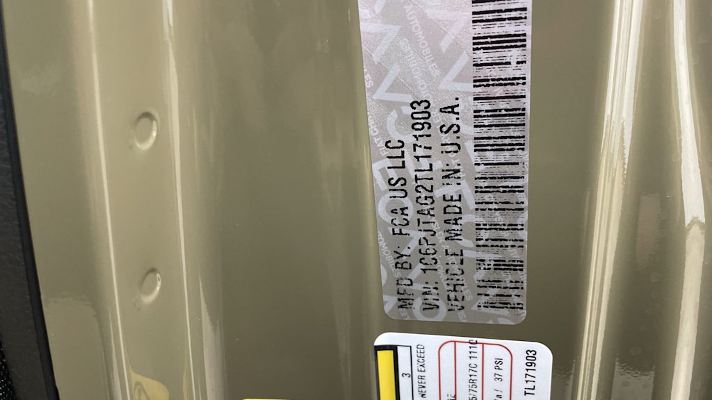 Thumbnail: 2026 Jeep Gladiator - 18