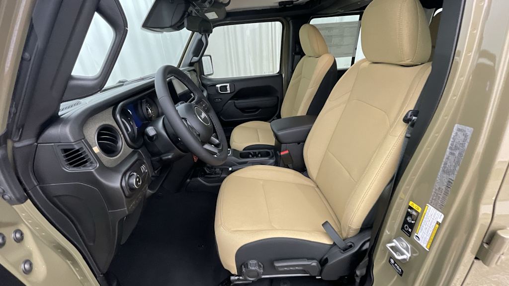 Thumbnail: 2026 Jeep Gladiator - 11