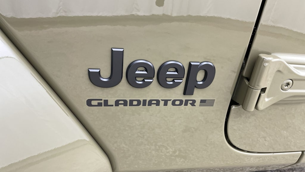 Thumbnail: 2026 Jeep Gladiator - 6