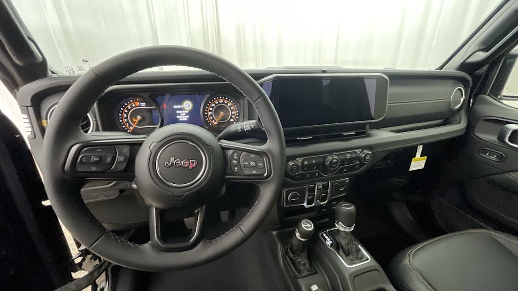 Thumbnail: 2026 Jeep Gladiator - 2