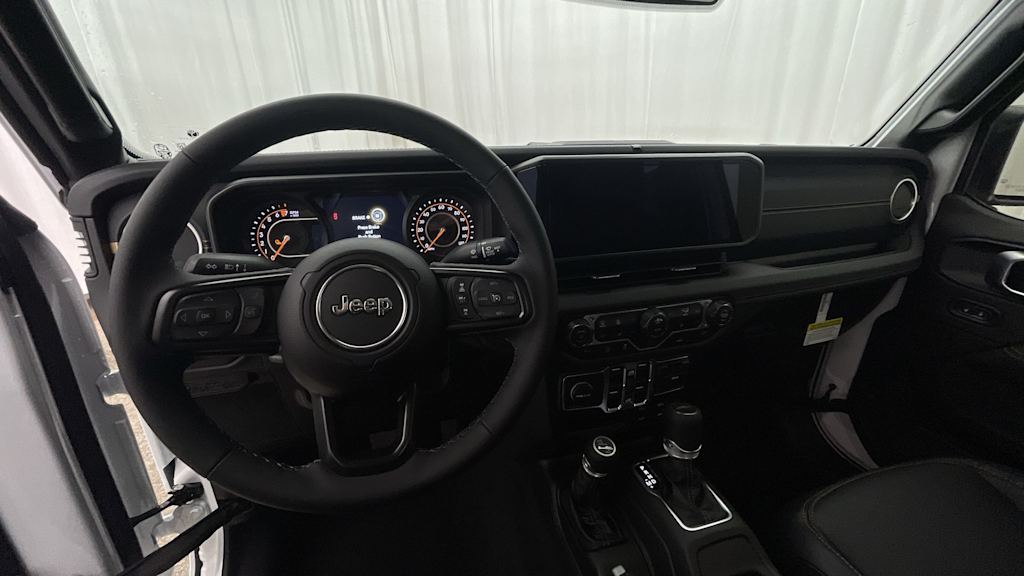 Thumbnail: 2026 Jeep Gladiator - 2