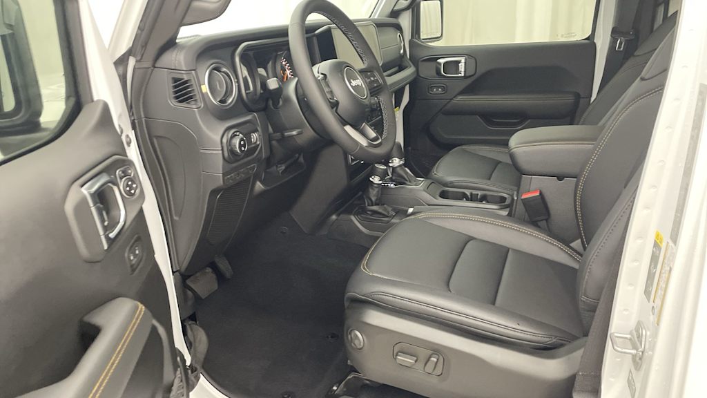 Thumbnail: 2025 Jeep Gladiator - 10