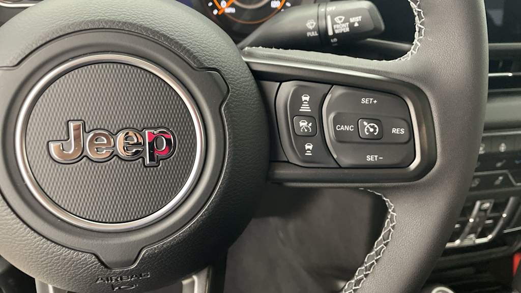 Thumbnail: 2025 Jeep Gladiator - 26