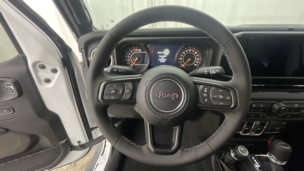 Thumbnail: 2025 Jeep Gladiator - 9