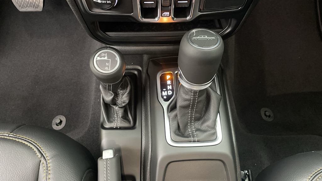 Thumbnail: 2025 Jeep Gladiator - 14