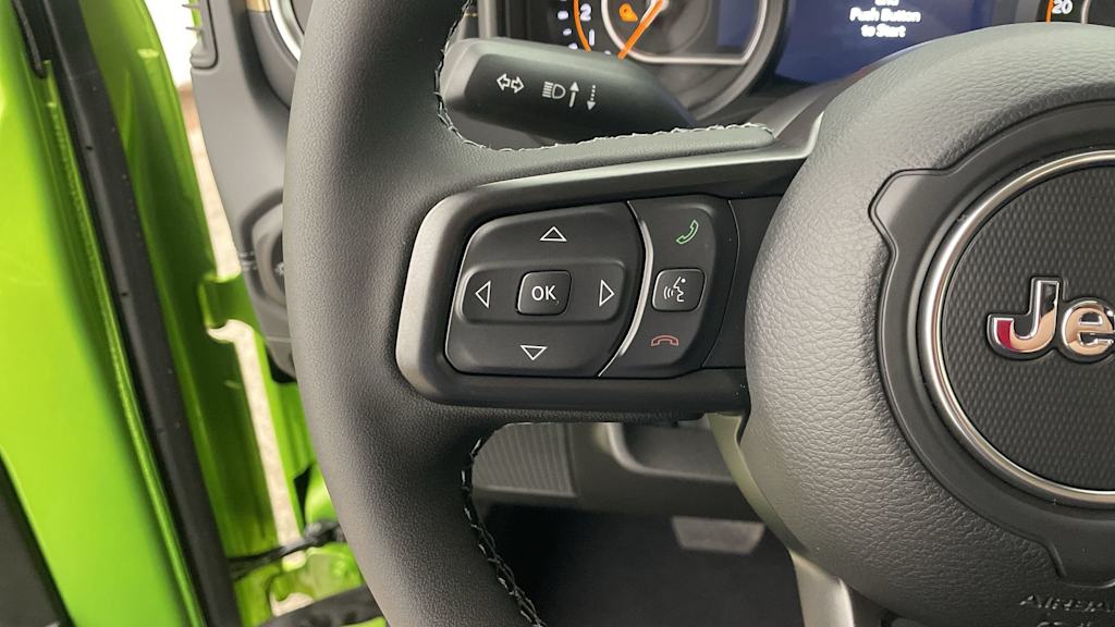 Thumbnail: 2025 Jeep Gladiator - 22