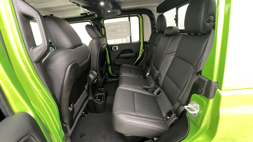 Thumbnail: 2025 Jeep Gladiator - 11