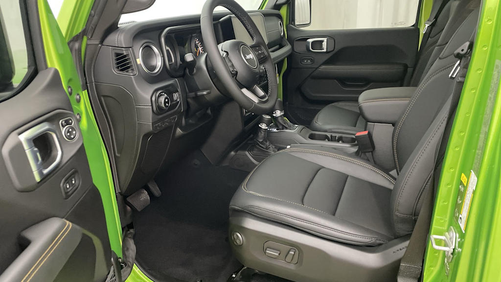 Thumbnail: 2025 Jeep Gladiator - 9