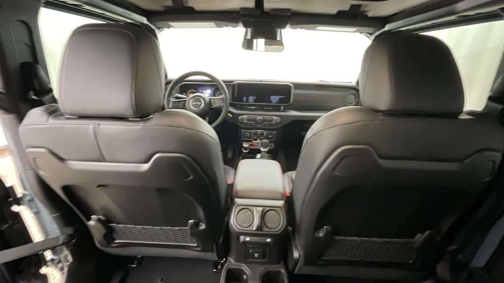 Thumbnail: 2026 Jeep Gladiator - 9
