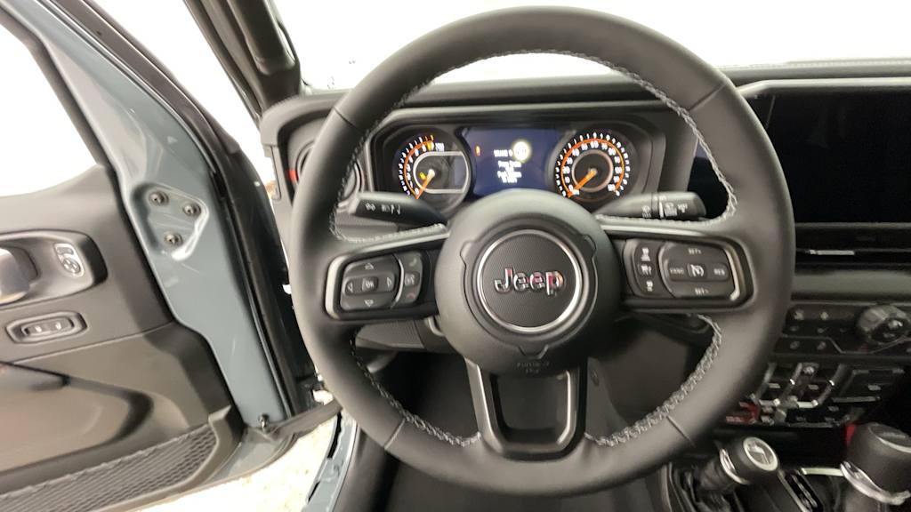 Thumbnail: 2026 Jeep Gladiator - 13