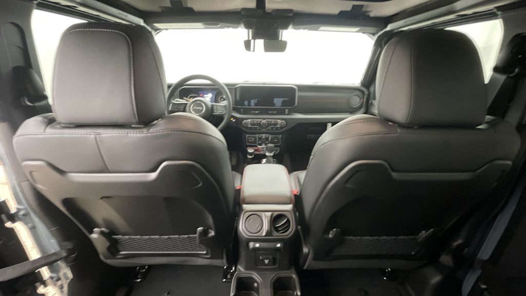 Thumbnail: 2025 Jeep Gladiator - 9