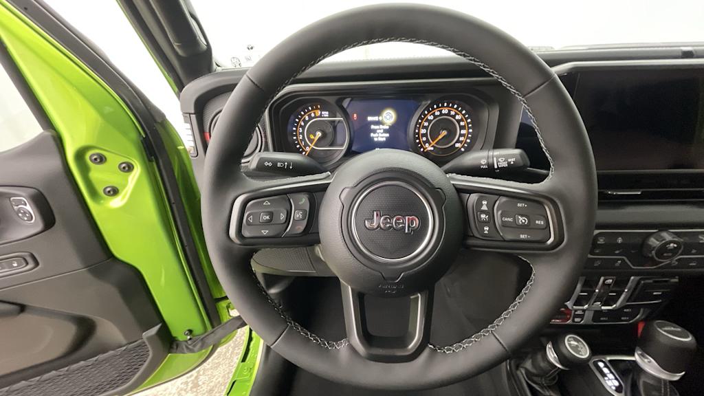 Thumbnail: 2026 Jeep Gladiator - 9