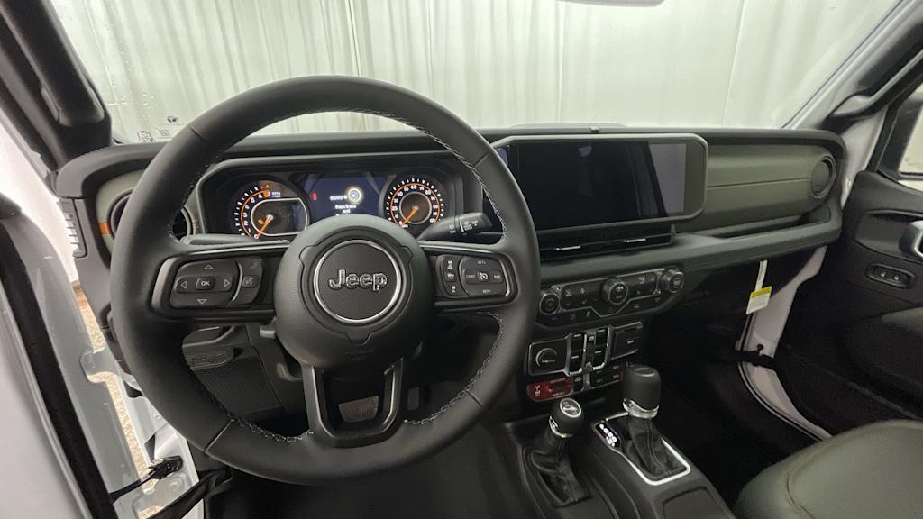 Thumbnail: 2026 Jeep Gladiator - 2