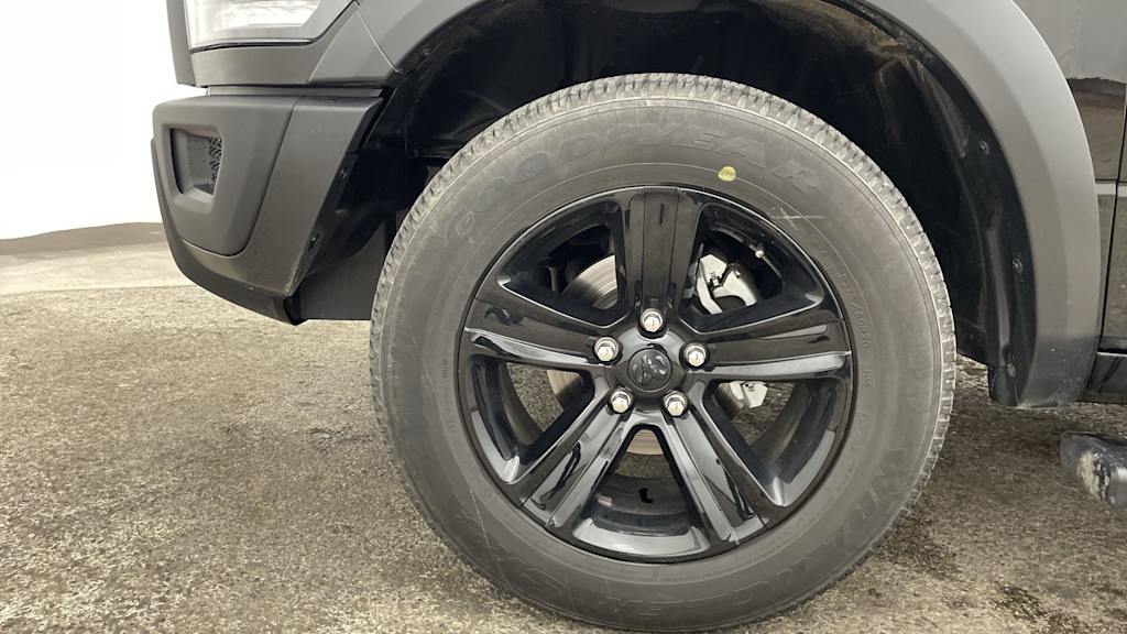 Thumbnail: 2024 RAM 1500 - 8