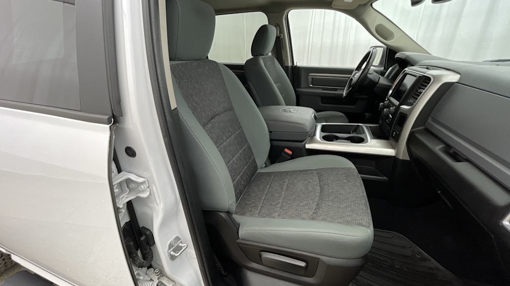 2019 RAM 1500 Warlock 24