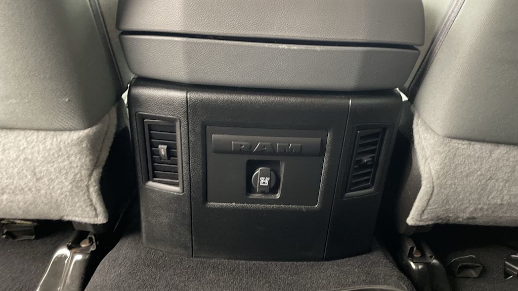 2019 RAM 1500 Warlock 34
