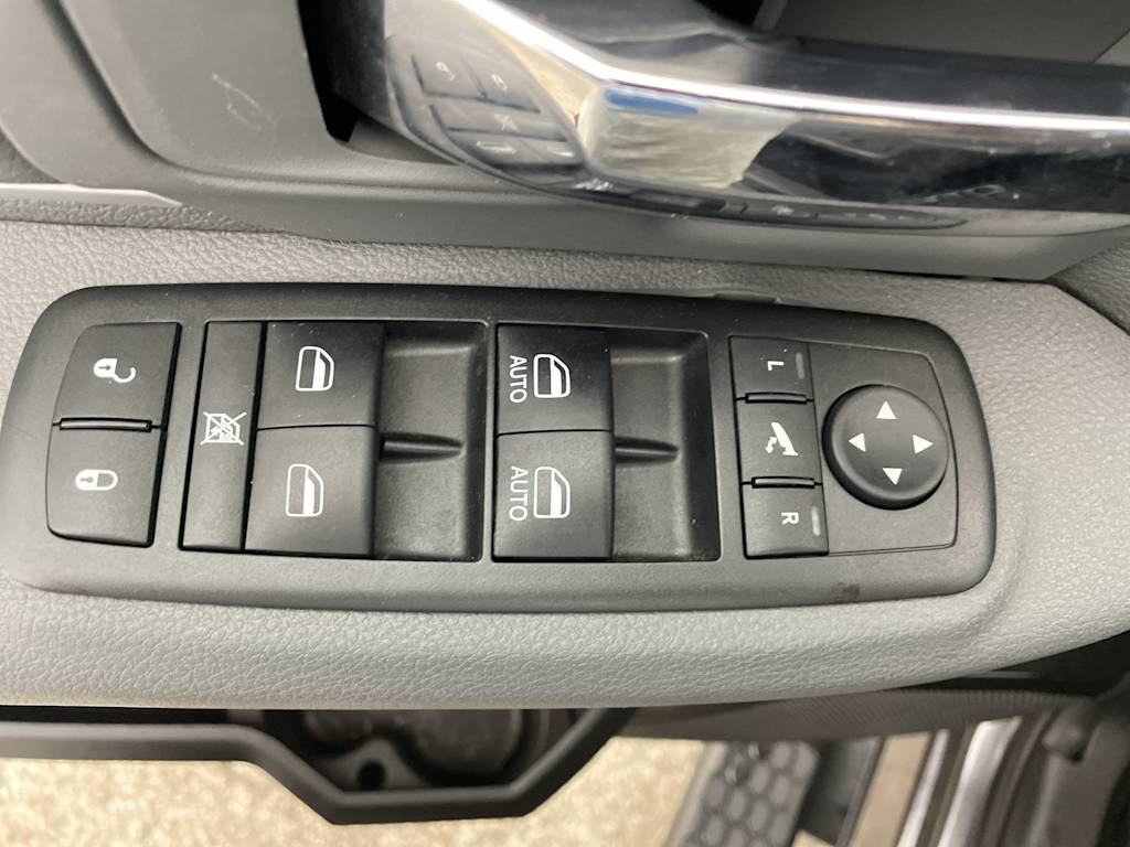 Thumbnail: 2015 RAM 1500 - 22
