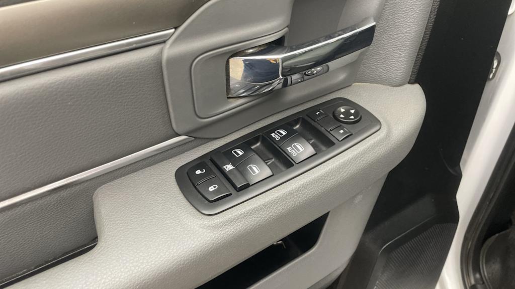 Thumbnail: 2017 RAM 1500 - 19