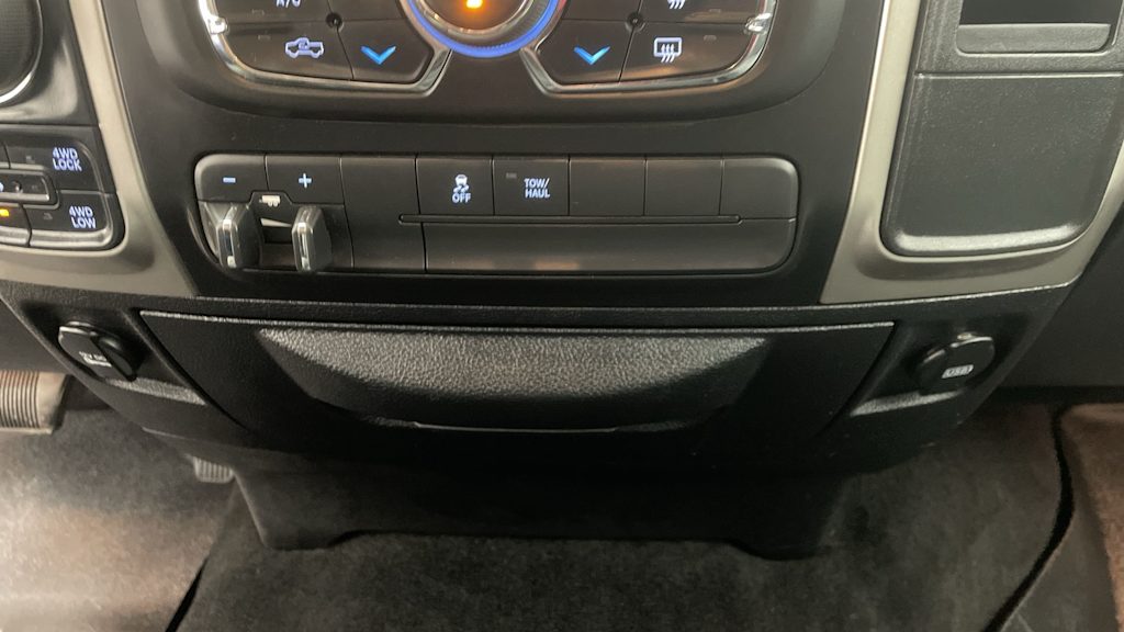 Thumbnail: 2017 RAM 1500 - 29