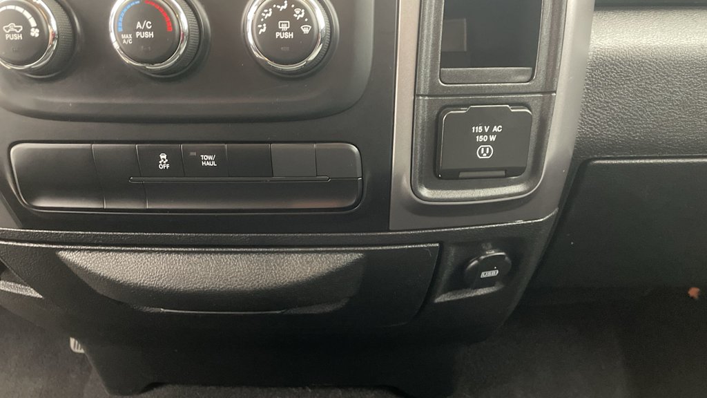 Thumbnail: 2023 RAM 1500 - 29