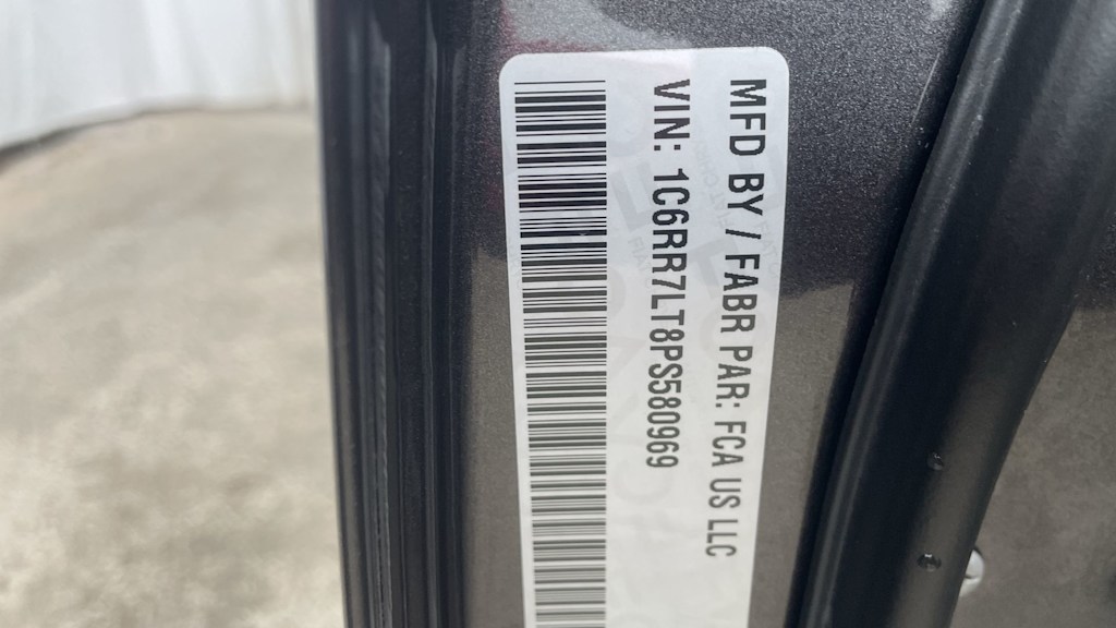 Thumbnail: 2023 RAM 1500 - 18