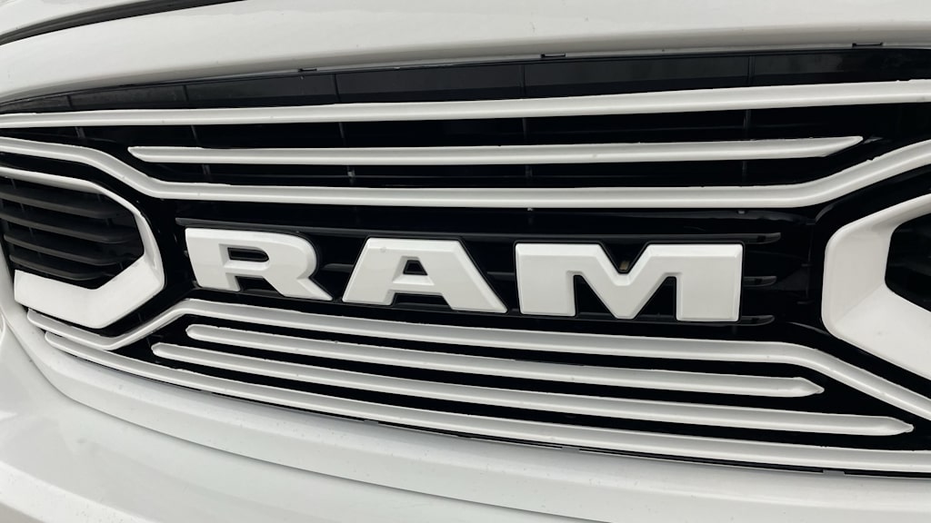 Thumbnail: 2017 RAM 1500 - 41