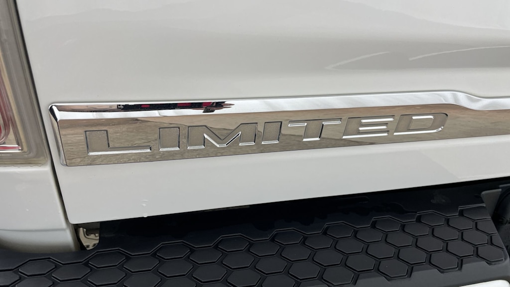 Thumbnail: 2018 RAM 1500 - 6