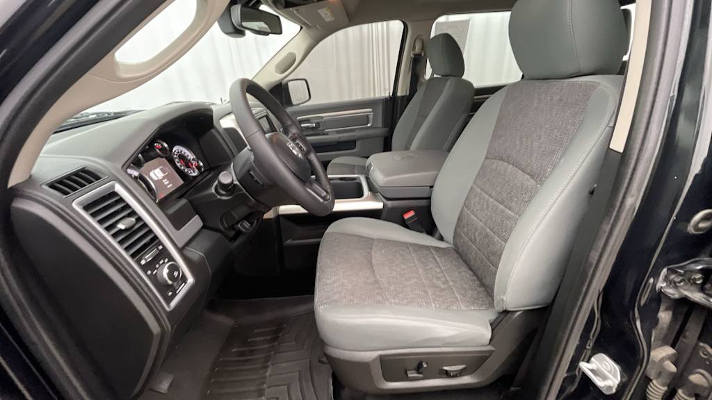 Thumbnail: 2017 RAM 1500 - 11